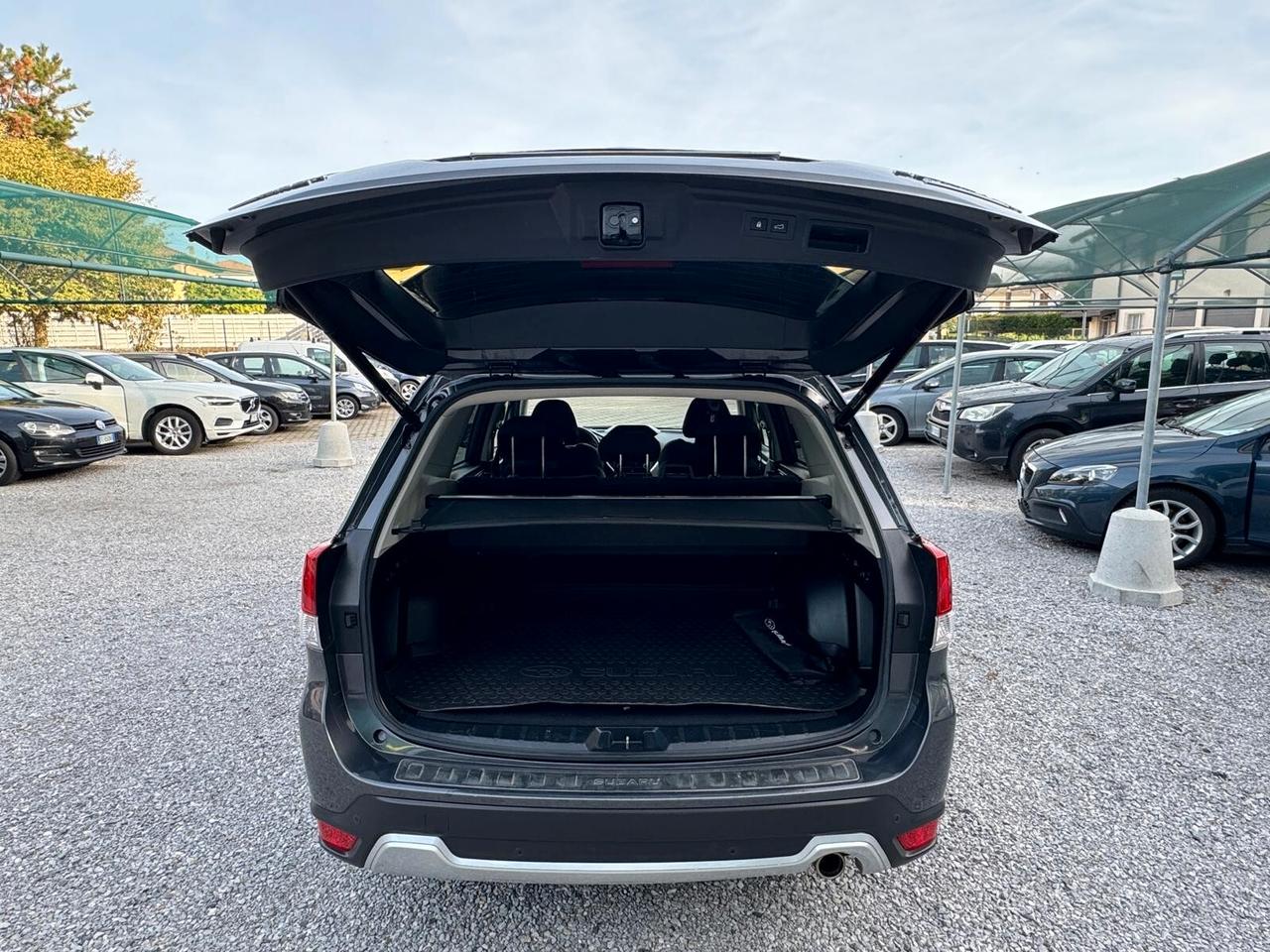 Subaru Forester 2.0 e-Boxer MHEV CVT FREE Lineartronic