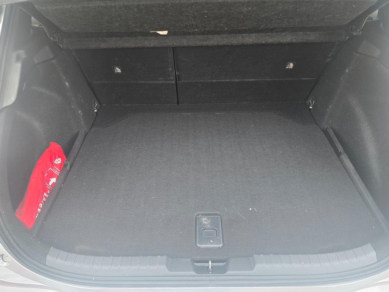 Toyota Corolla 1.8 Hybrid Style