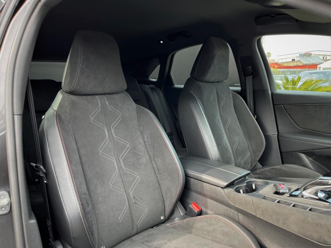 DS 7 Crossback 2.0 BlueHDI 180CV Performance Line