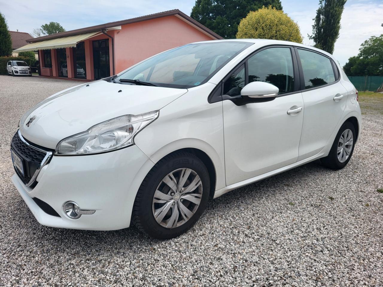 Peugeot 208 1.2 VTi 82 CV 5 porte Active