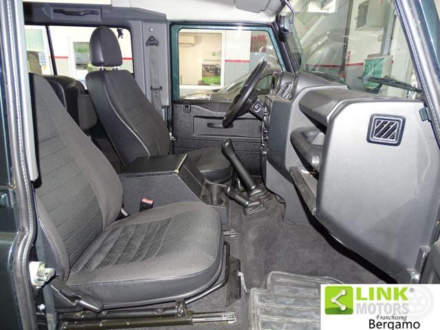 LAND ROVER Defender 2.4 TD4 Station Wagon E -Tagliandi Certificati