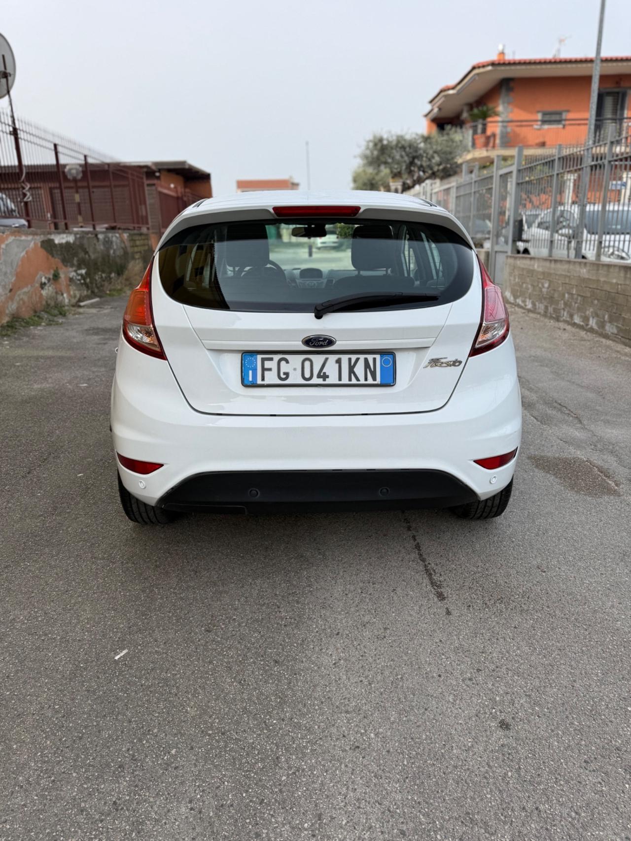 Ford Fiesta 1.5 TDCi 75CV 5 porte Titanium