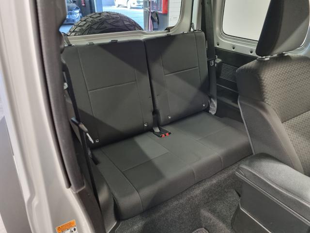 SUZUKI Jimny 1.5 5MT Top