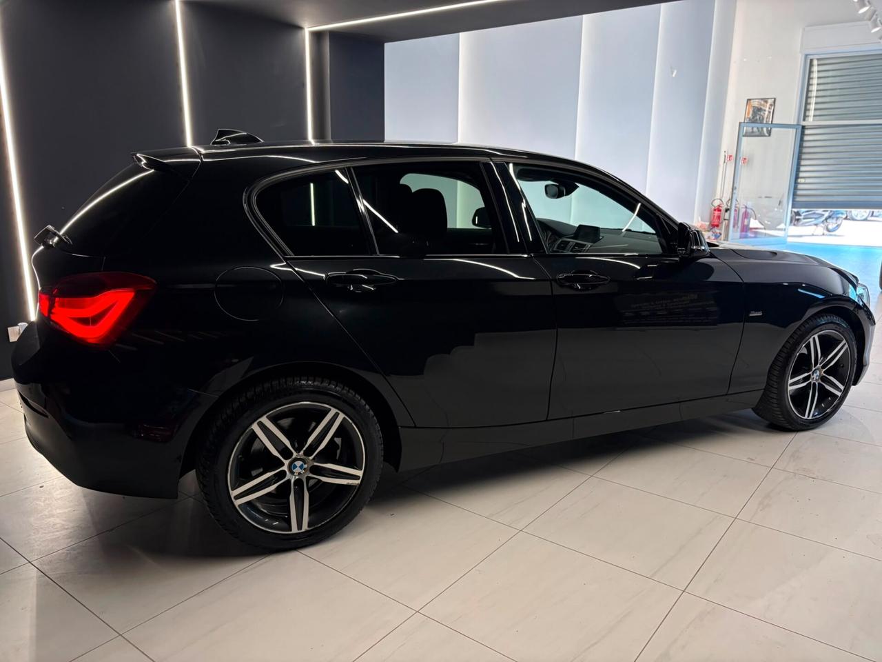 Bmw 118 118d 5p. Sport