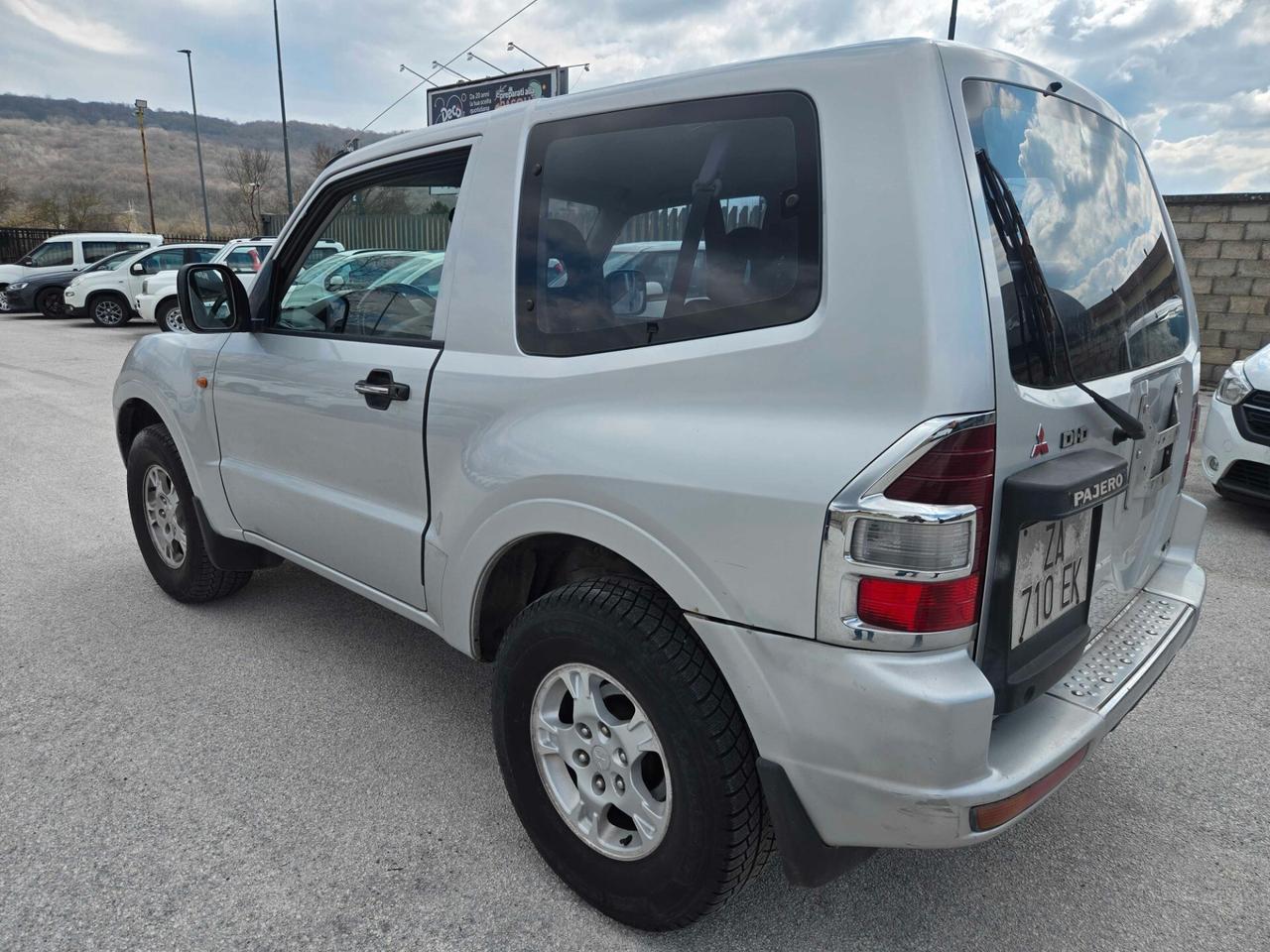 Mitsubishi Pajero 3.2 16V DI-D 3p. GLS