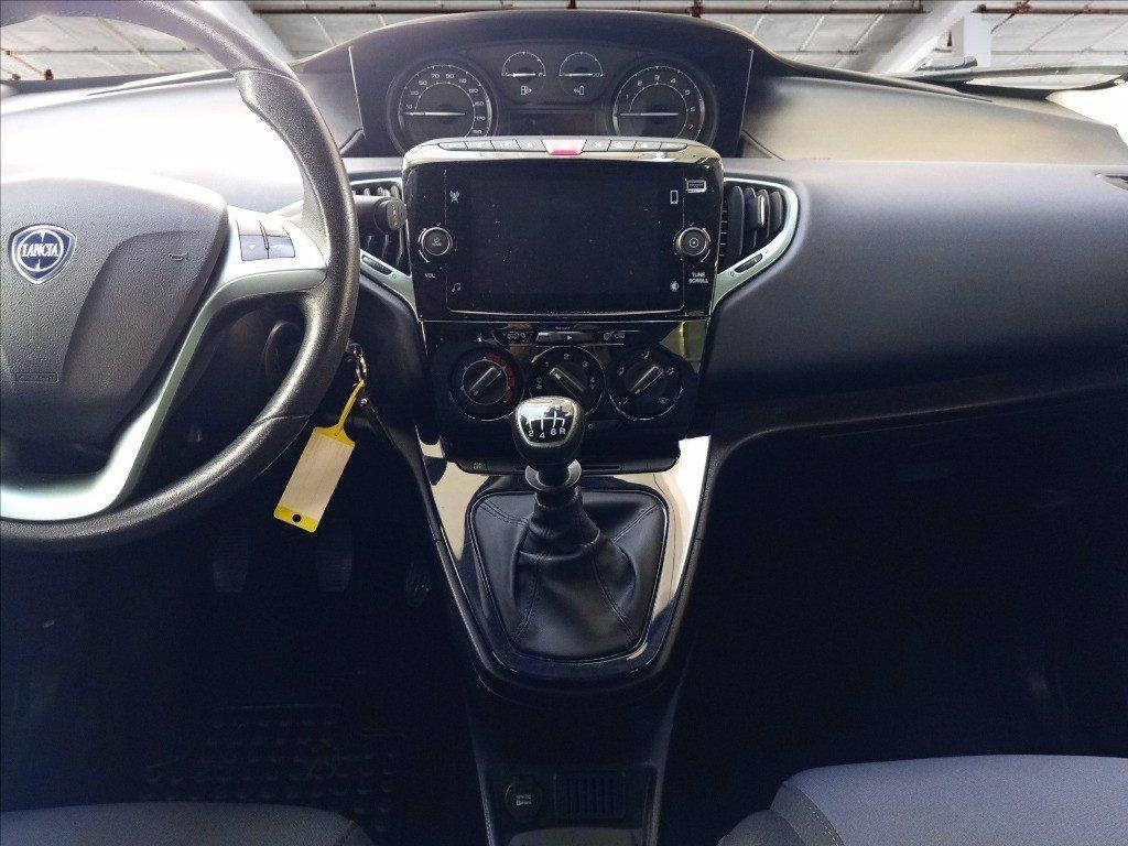 LANCIA Ypsilon 1.0 firefly hybrid Gold Plus s&s 70cv del 2023