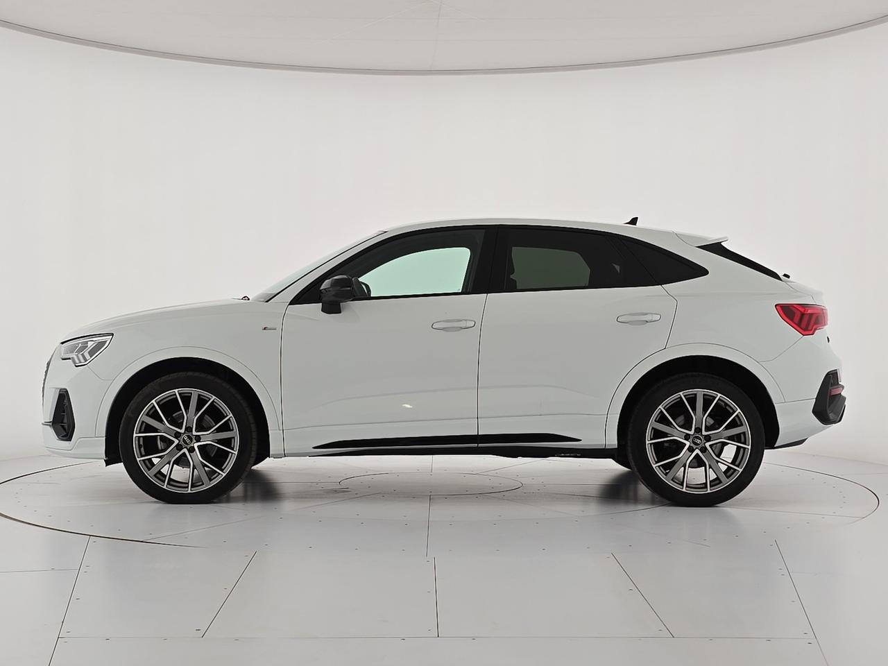 Audi Q3 sportback 35 2.0 tdi s line edition s-tronic