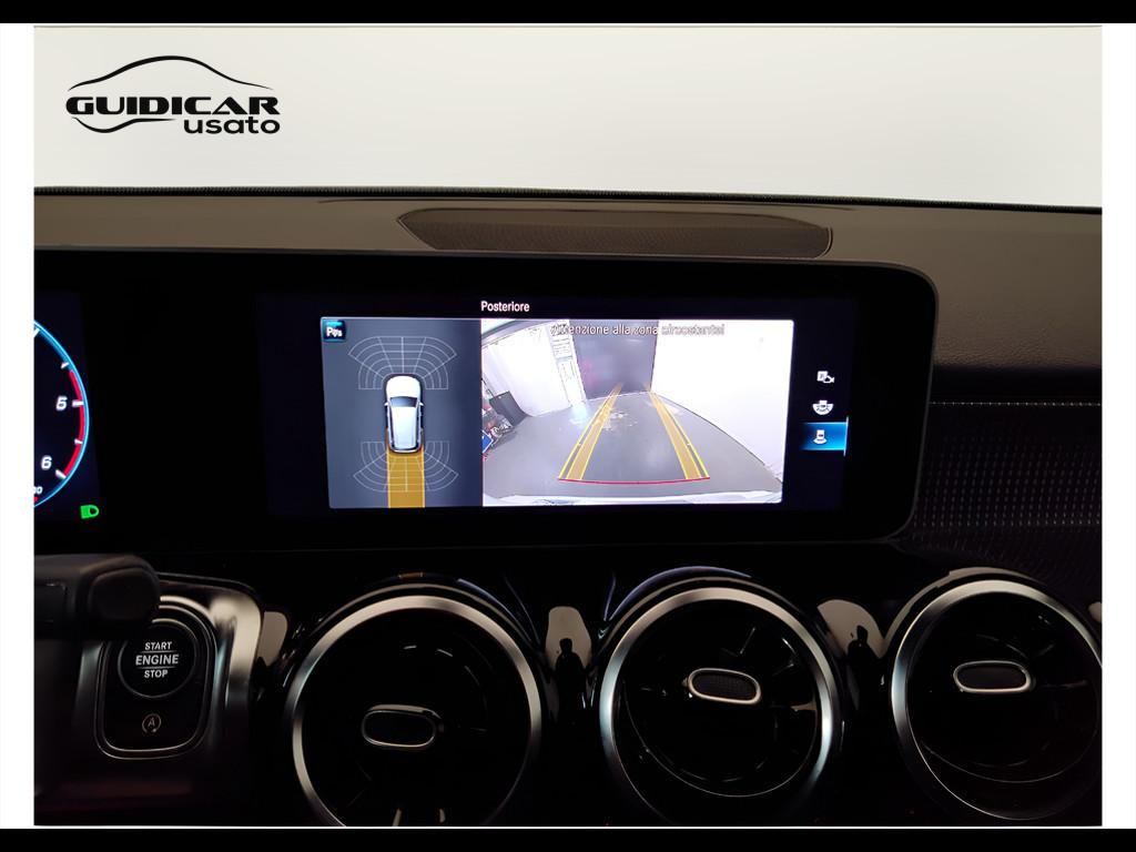 Mercedes-Benz GLB - X247 2019 - GLB 180 d Sport auto