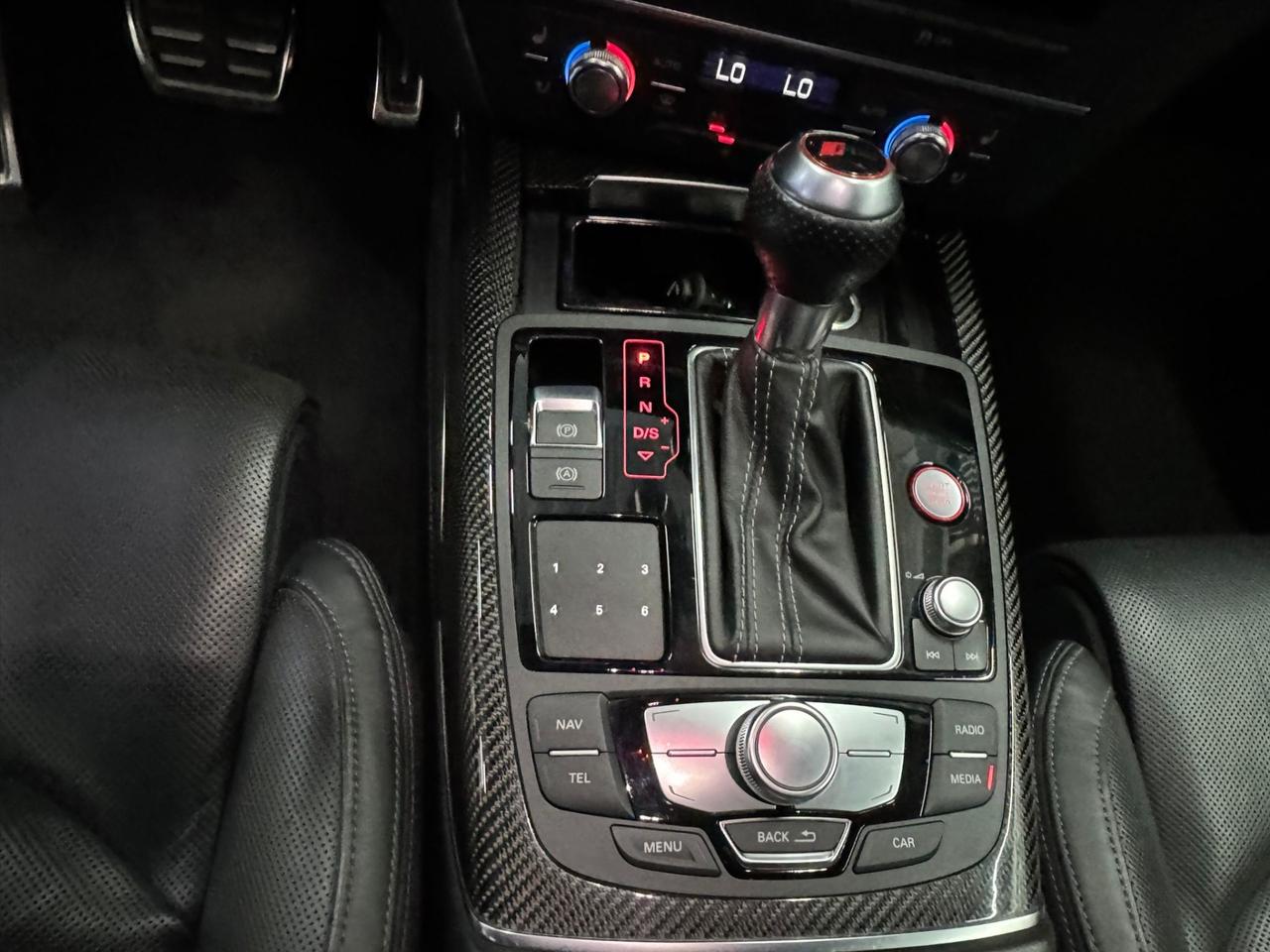 Audi RS6 RS 6 Avant 4.0 TFSI quattro tiptronic performance