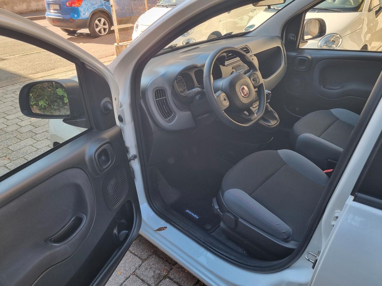 Fiat Panda 1.2 benzina 69cv anno2020 km39000 neopat