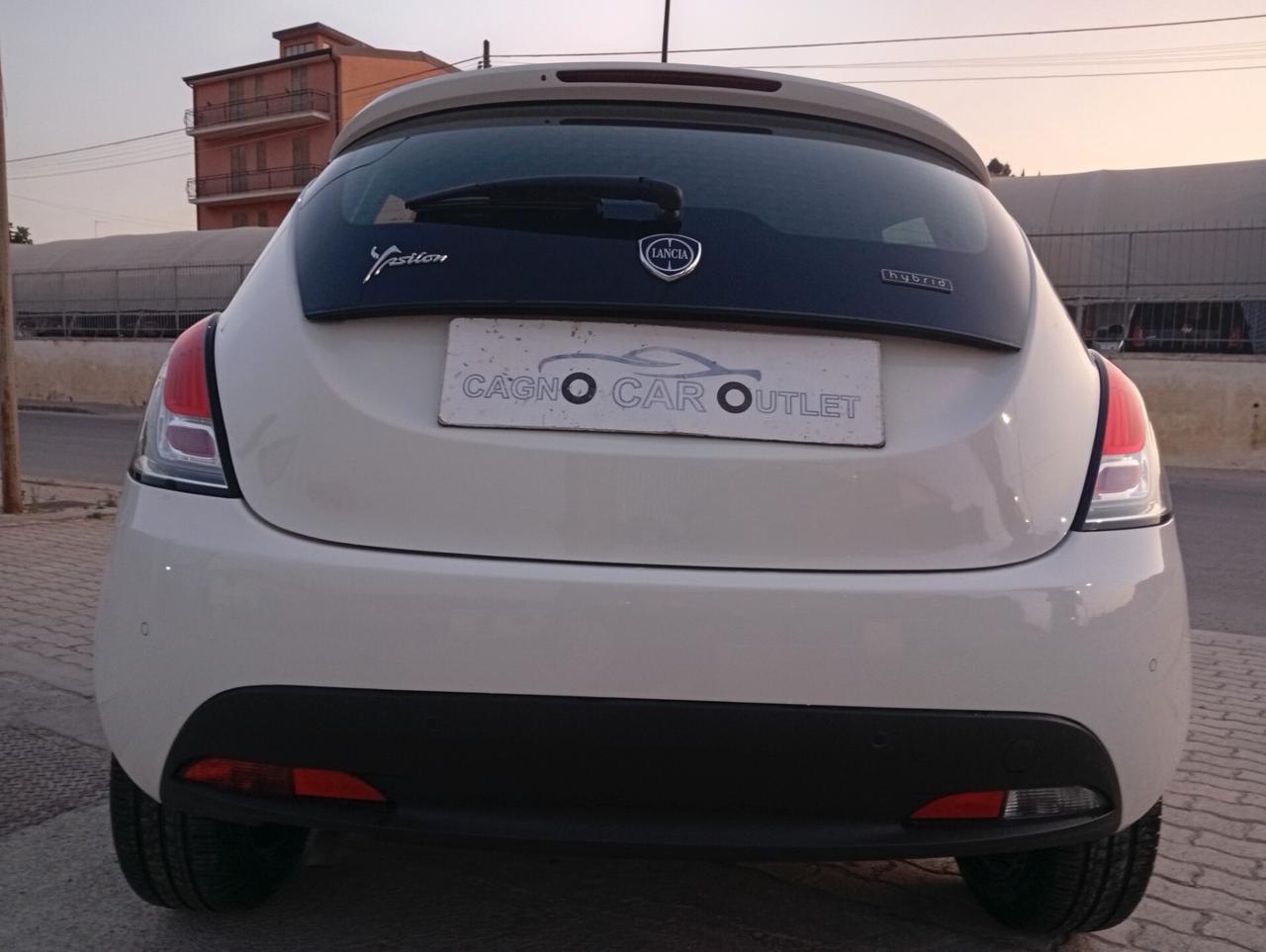 Lancia Ypsilon 1.0 FireFly 12000 km!