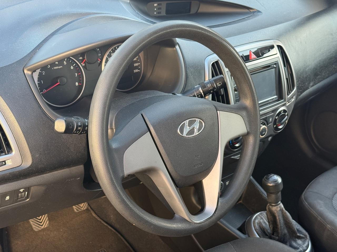 Hyundai i20 1.2 5p. Econext Sound Edition