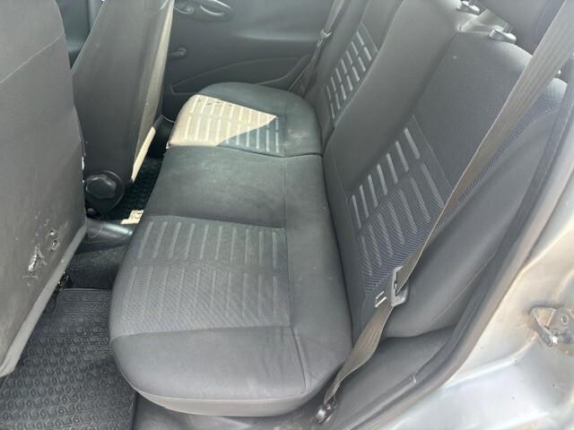 FIAT PUNTO 1.2 ADATTA A NEOPATENTATI - FRIZIONE NUOVA