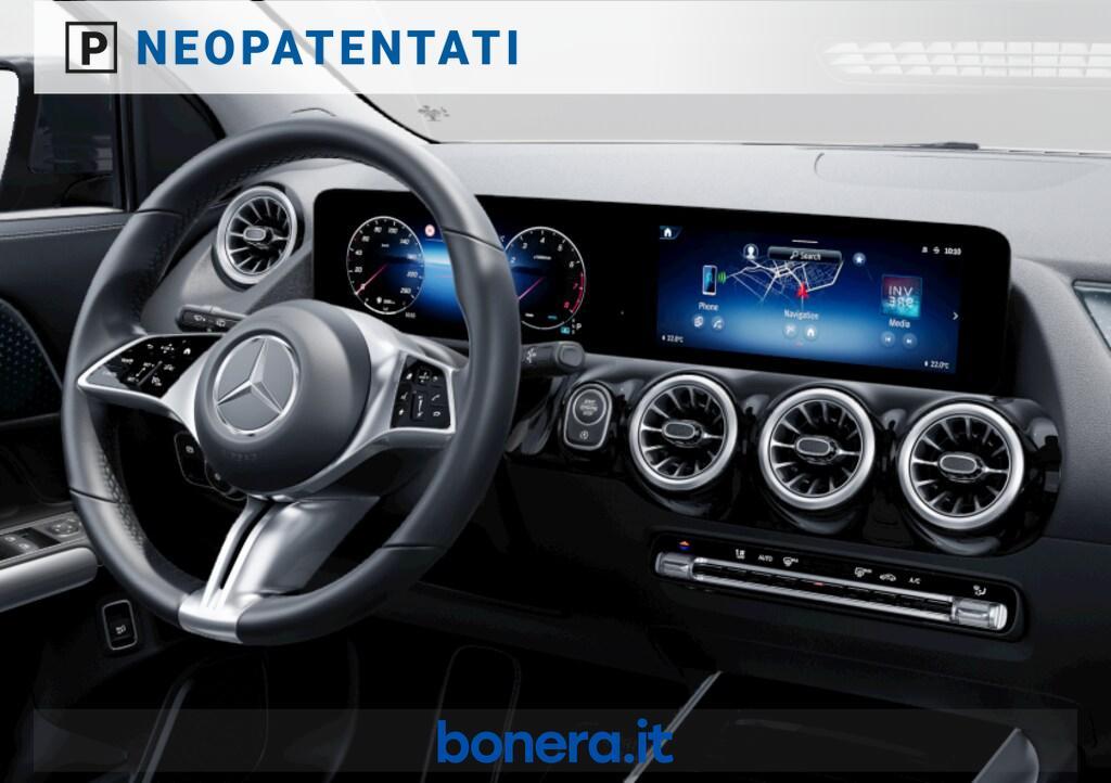 Mercedes GLA 180 180 Progressive Advanced Plus 7G-DCT