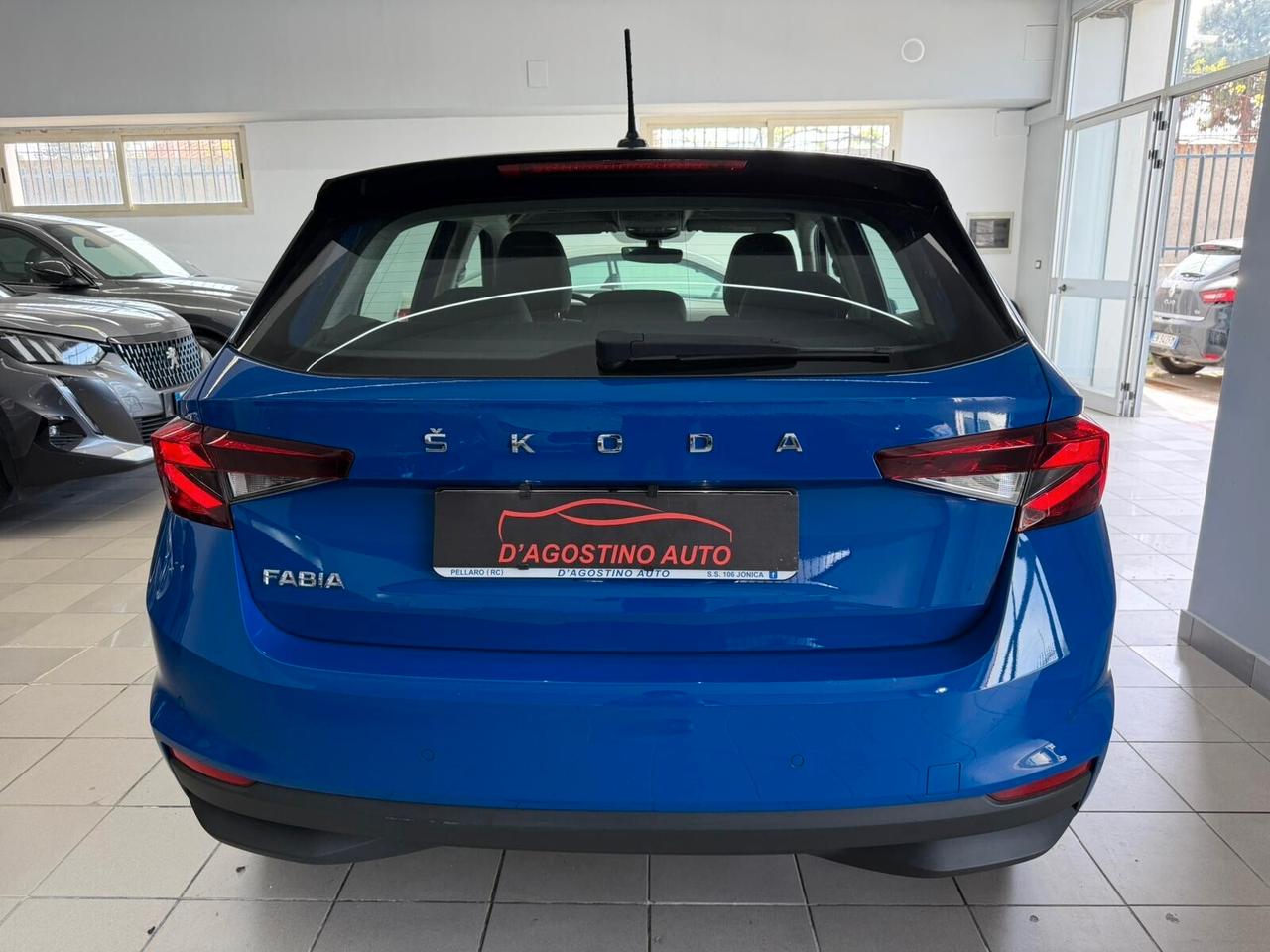 Skoda Fabia 1.0 MPI 80 CV Monte Carlo