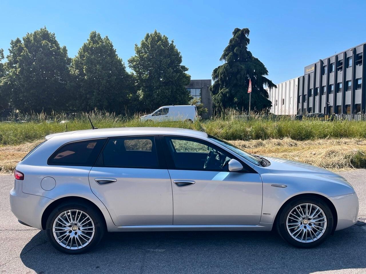 Alfa Romeo 159 1.9 JTDm Sportwagon Distinctive