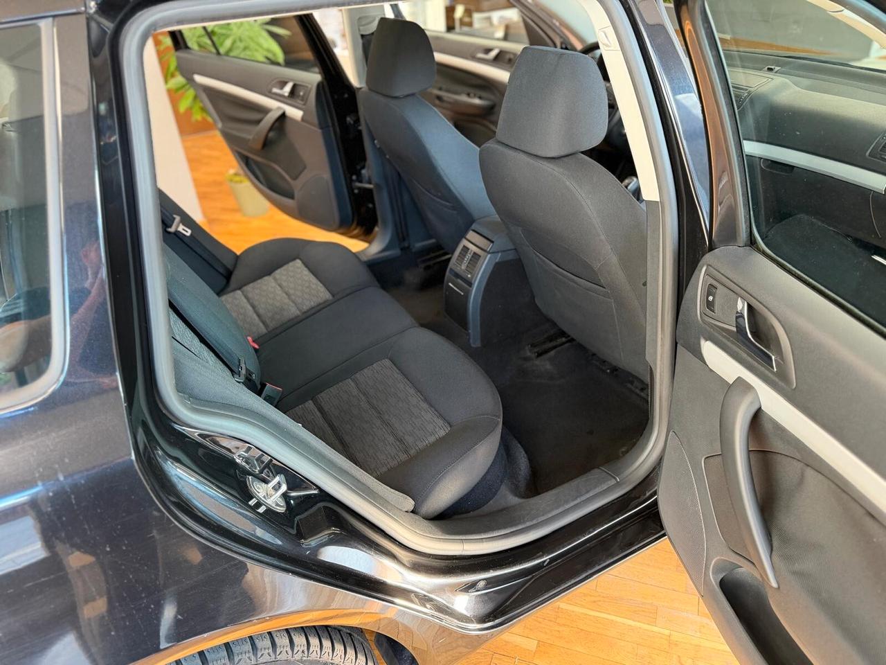 Skoda Octavia 1.6 TDI CR F.AP. Elegance