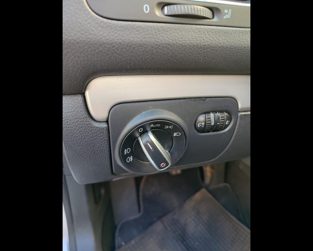 VOLKSWAGEN Golf 6ª serie - Golf 2.0 TDI 110CV DPF 5p. Comfortline