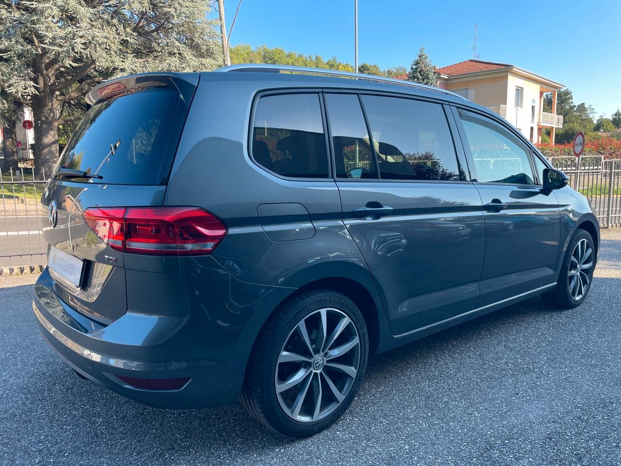 Volkswagen Touran 1.6 TDI 115 CV SCR DSG Comfortline BlueMotion Tech.