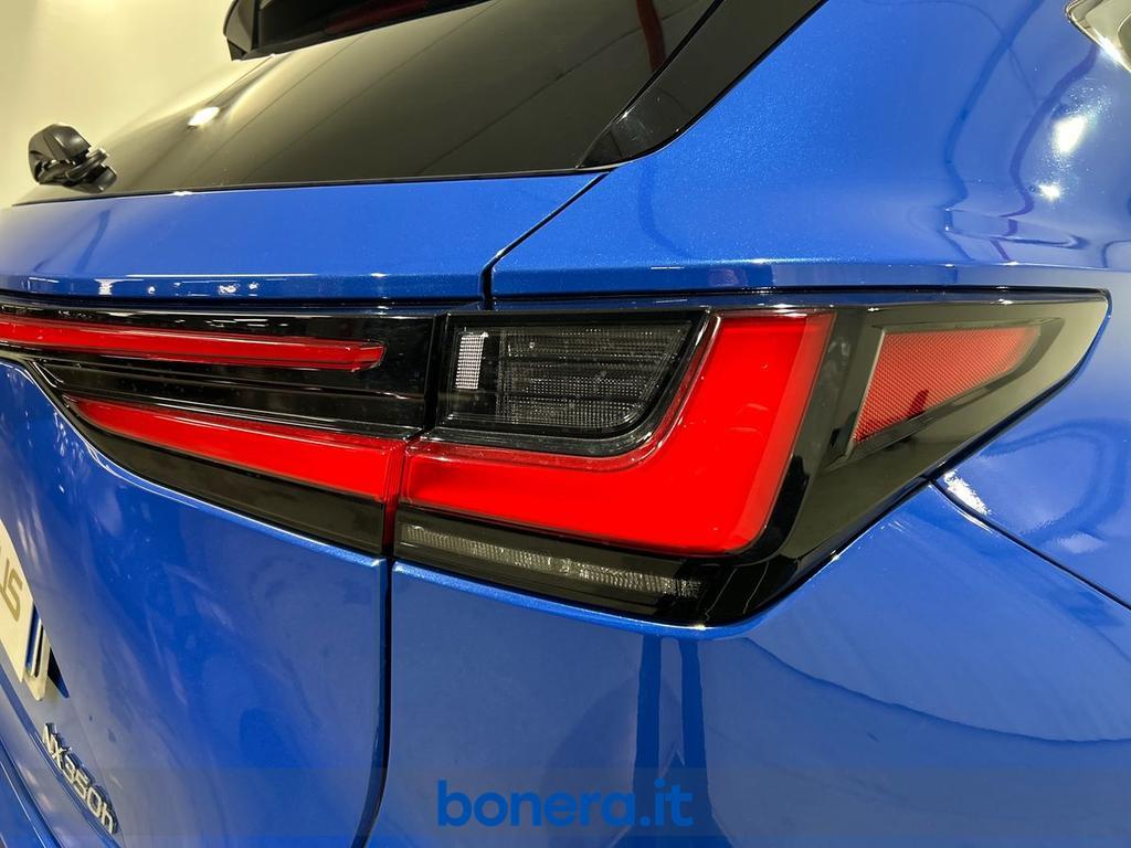 Lexus NX 2.5 Hybrid Premium 4WD e-CVT