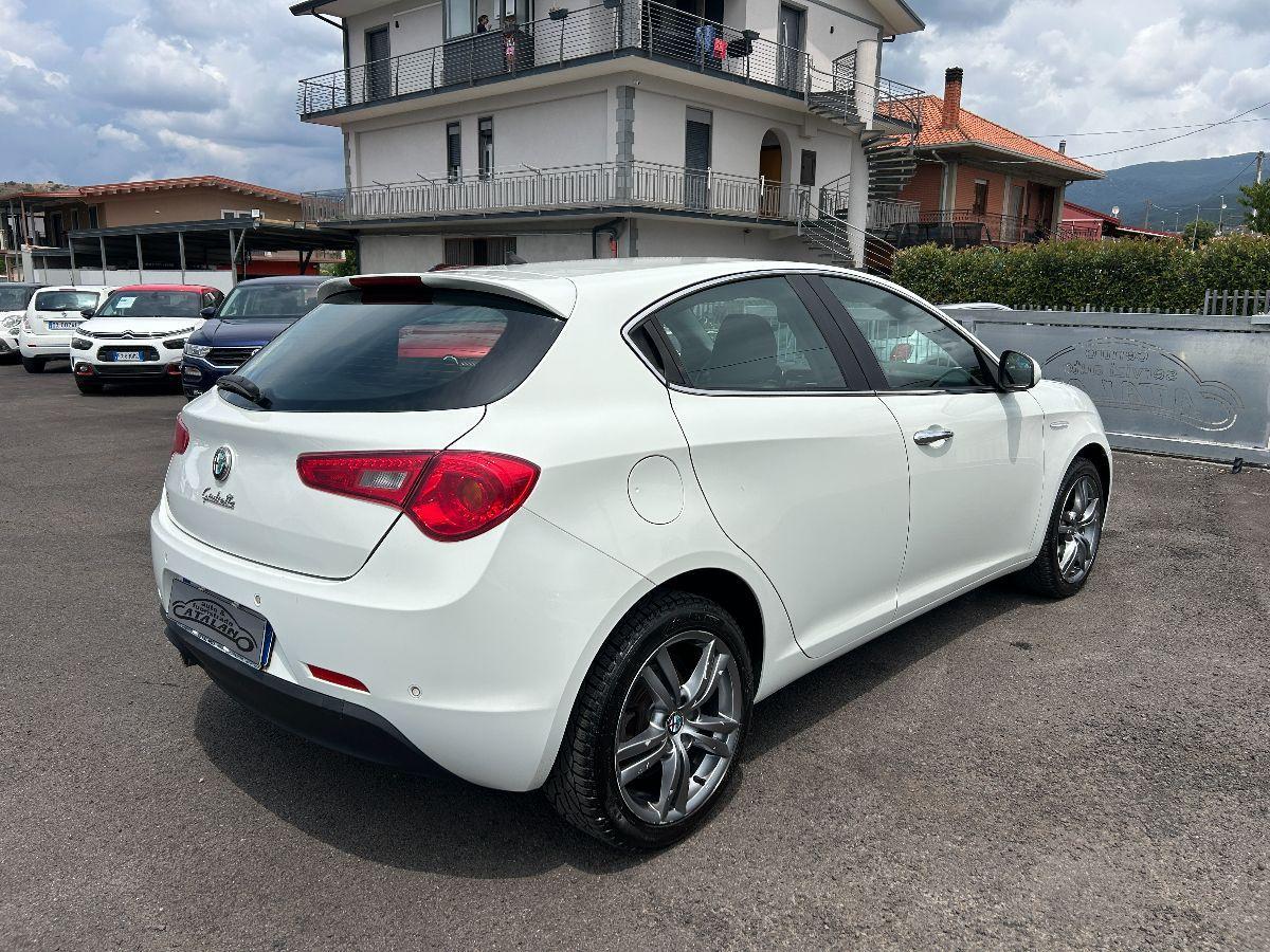 ALFA ROMEO - Giulietta - 1.6 JTDm-2 105 CV Exclusive
