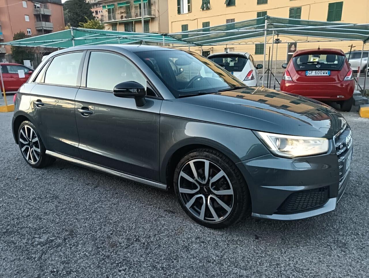 Audi A1 S1 2.0 TFSI quattro