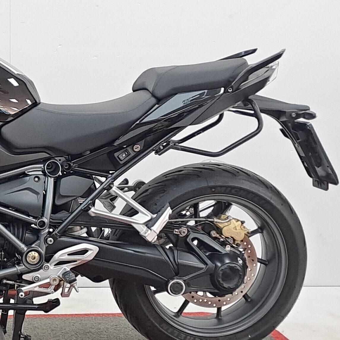 BMW R 1250 R Triple Black NUOVA / KM 0