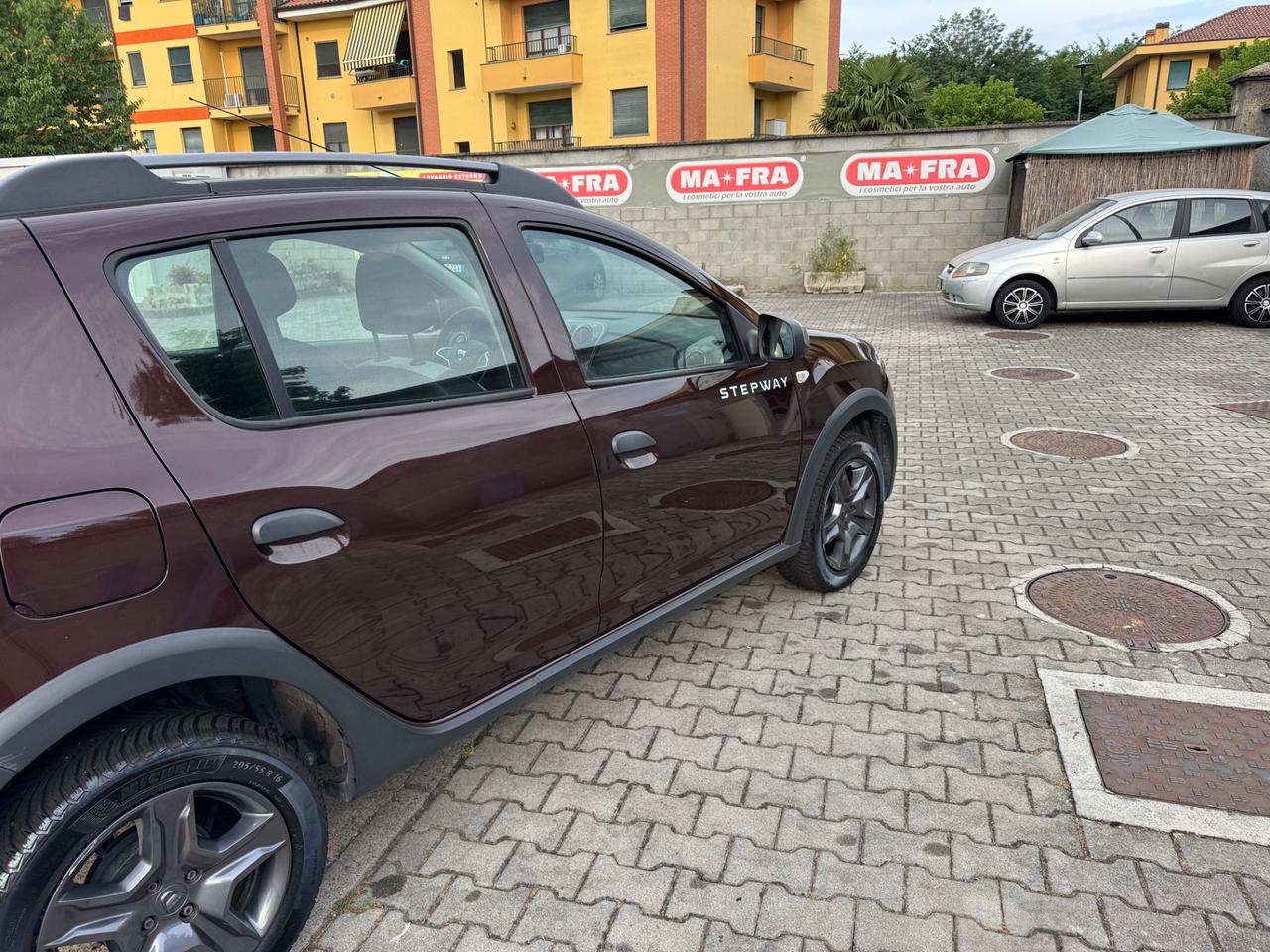 Dacia Sandero Stepway 0.9 TCe 12V TurboGPL neopatentati