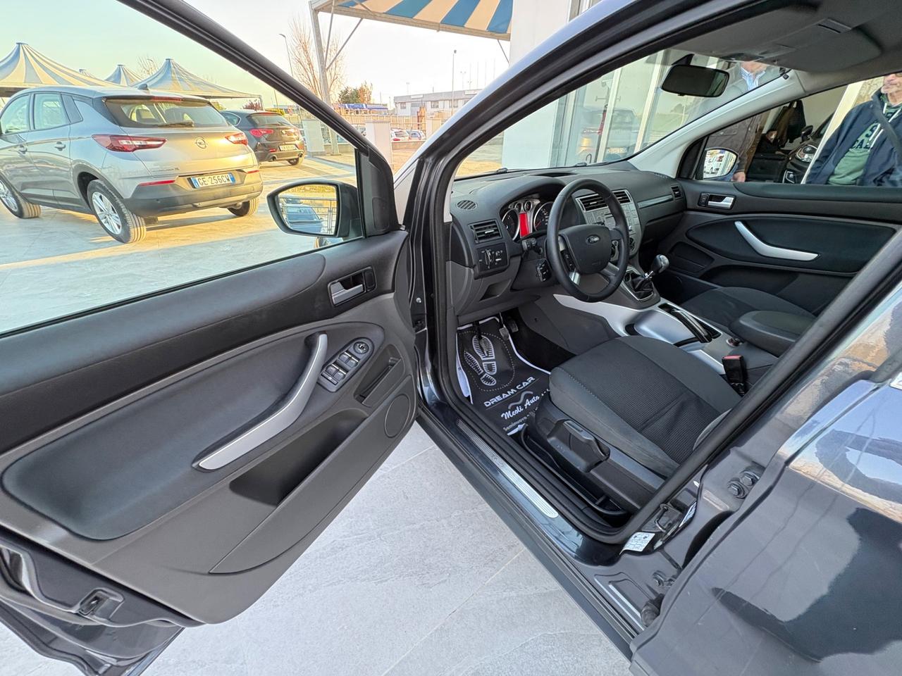 Ford Kuga Kuga+ 2.0 TDCi 140 CV 2WD DPF