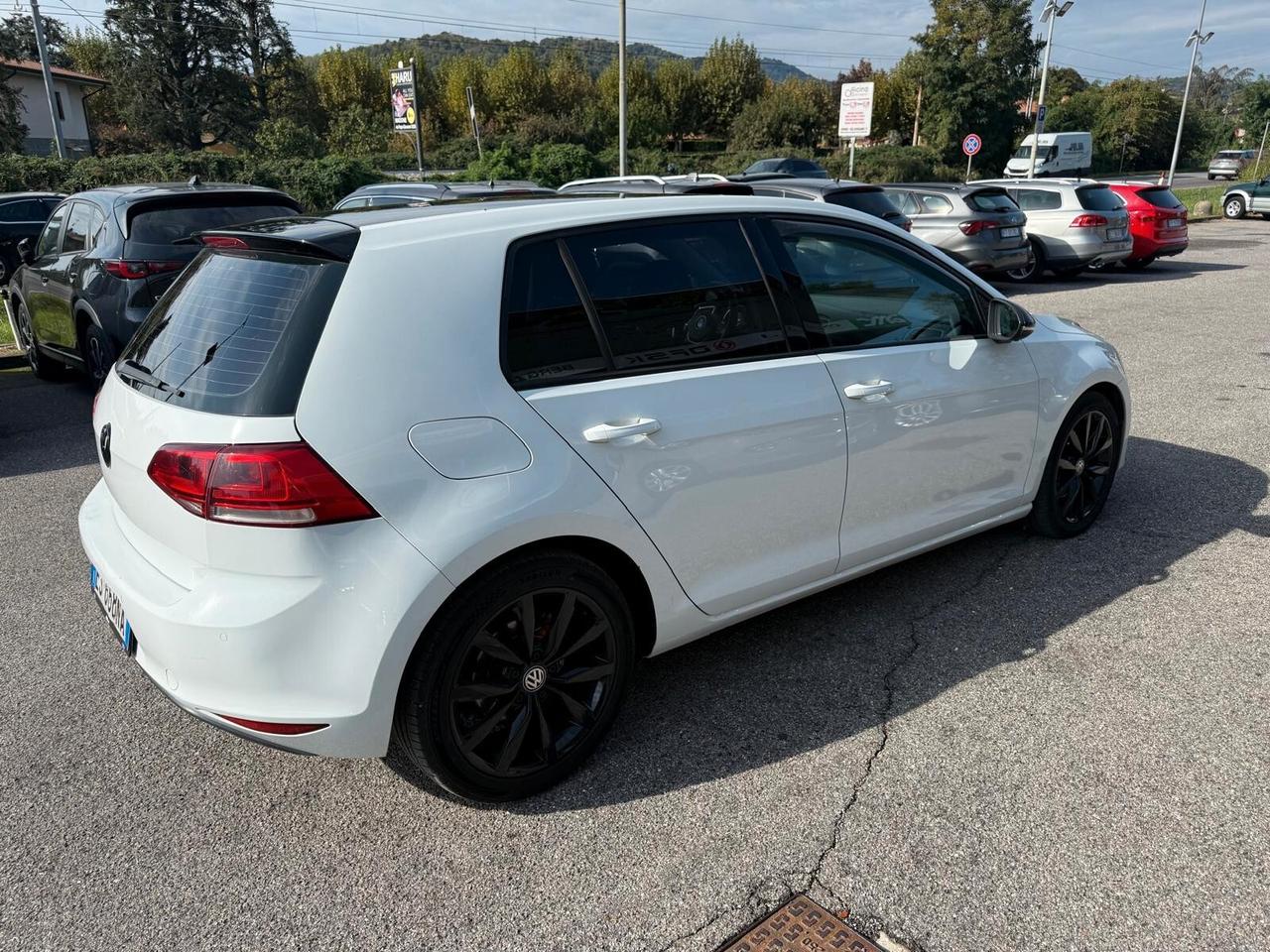 Volkswagen Golf 1.6 TDI 5p. Highline BlueMotion Technology
