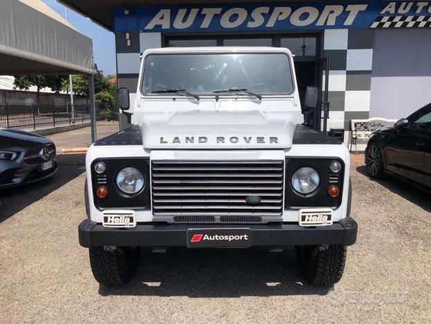 Land Rover Defender AUTOCARRO 2 POSTI IVS ESP