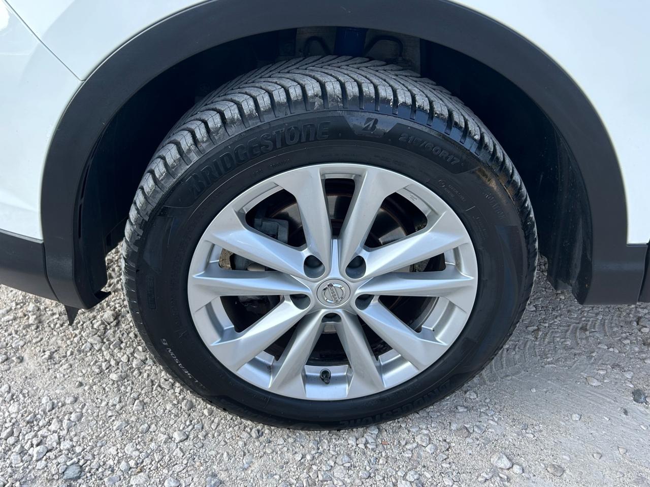 Nissan Qashqai 1.5 dCi N-Vision neopatentati permute