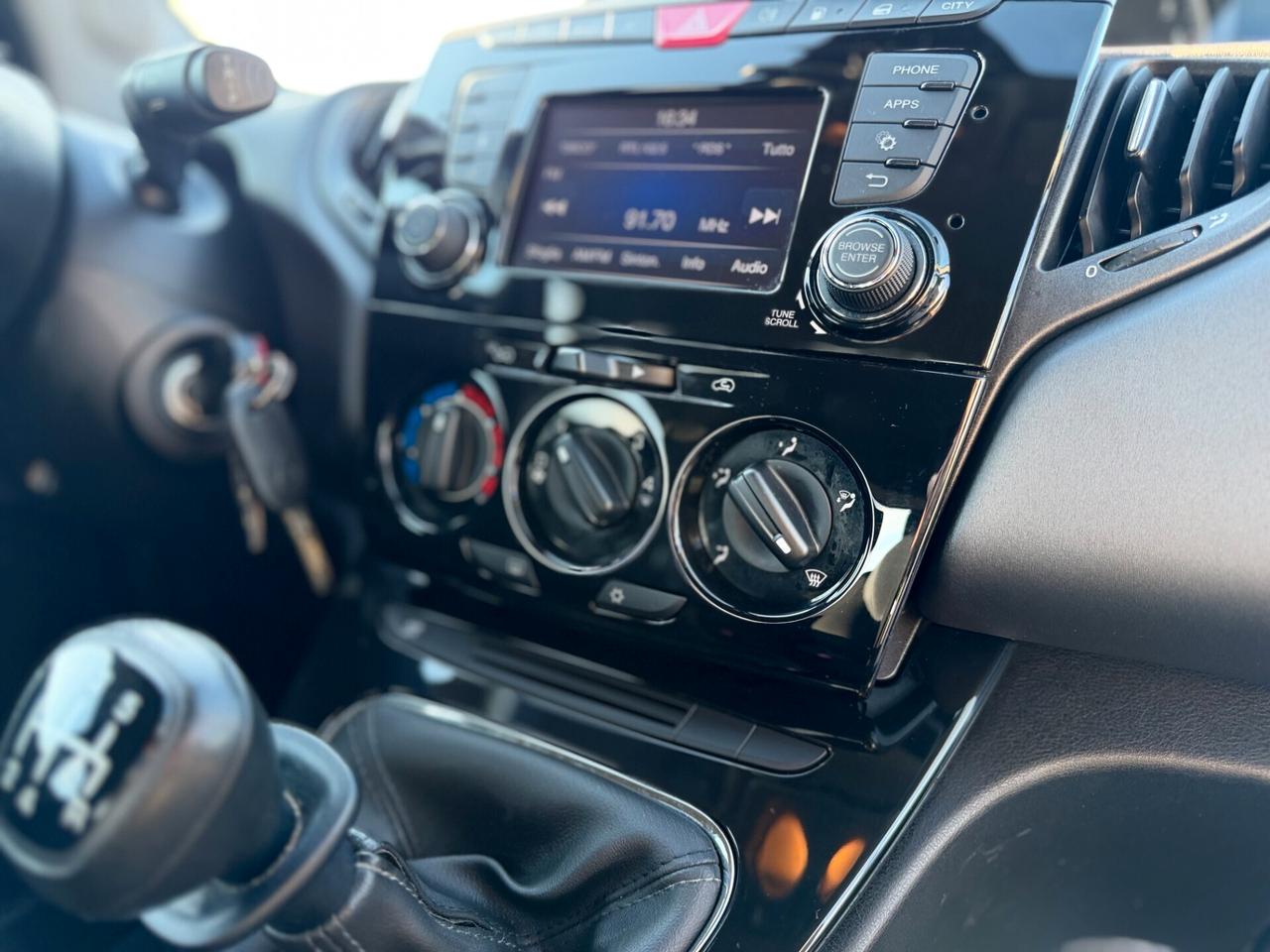 Lancia Ypsilon 1.2 69 CV 5 porte GPL Ecochic Gold