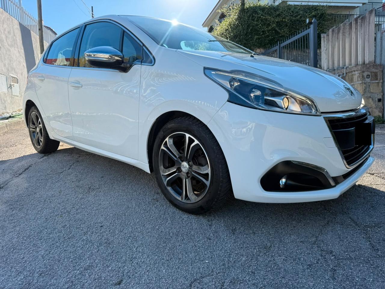 Peugeot 208 1.2 GPL Allure 2017
