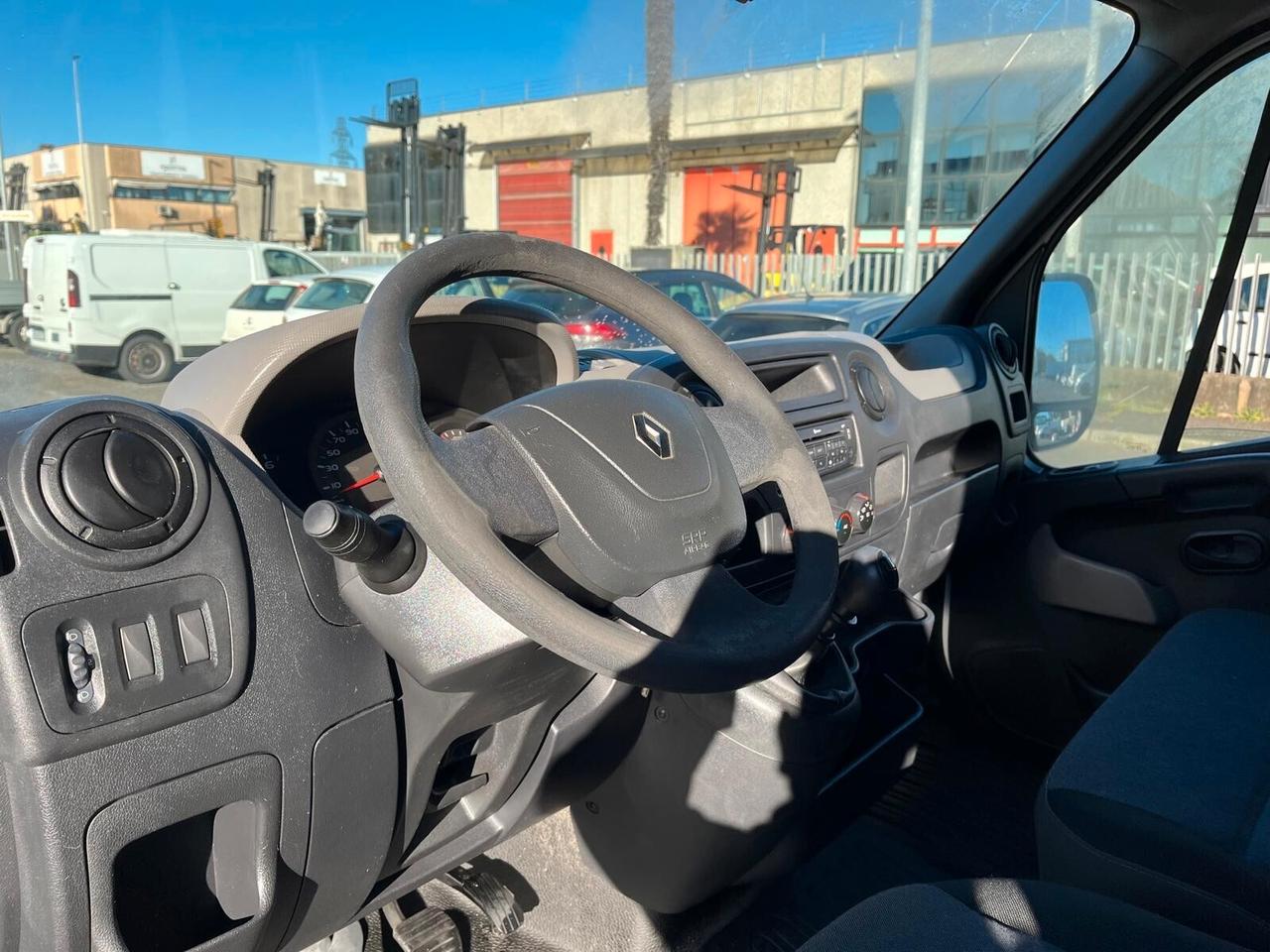 Renault Master T35 2.3 dCi/125 **+IVA**