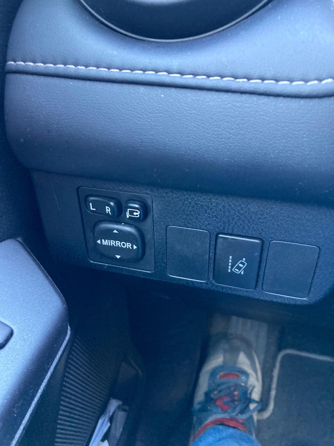 Toyota RAV 4 RAV4 2.5 Hybrid 2WD Lounge