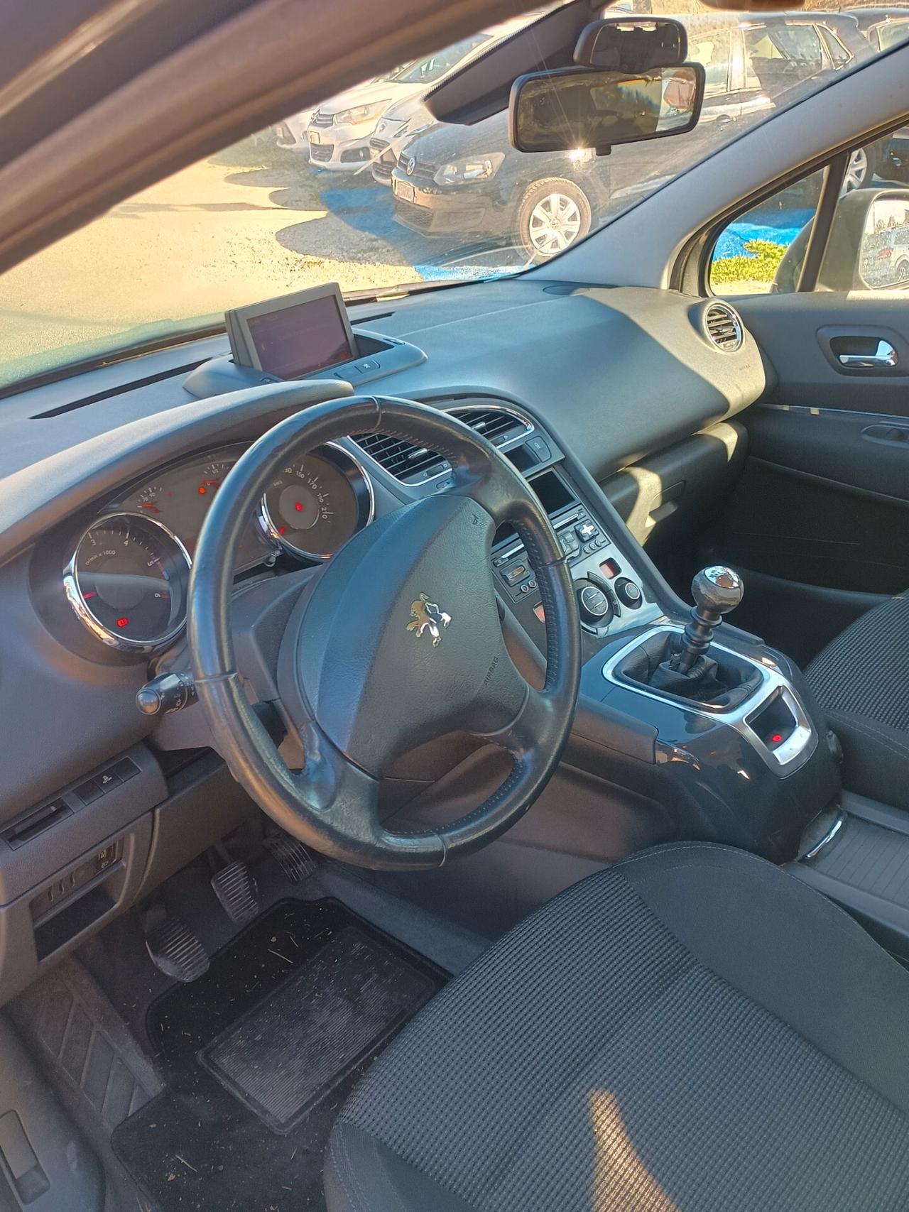 Peugeot 5008 2.0 HDi 150CV Tecno