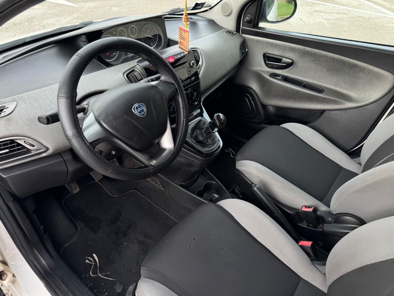 Lancia Ypsilon 1.2 69 CV 5 porte GPL Ecochic Gold