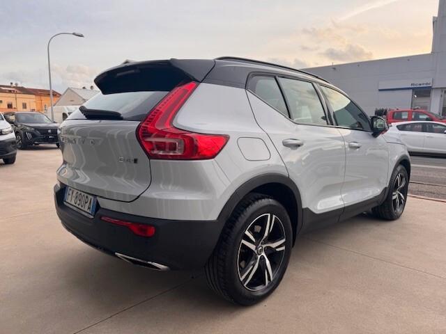 Volvo XC40 2.0 D4 AWD Geartronic R-design