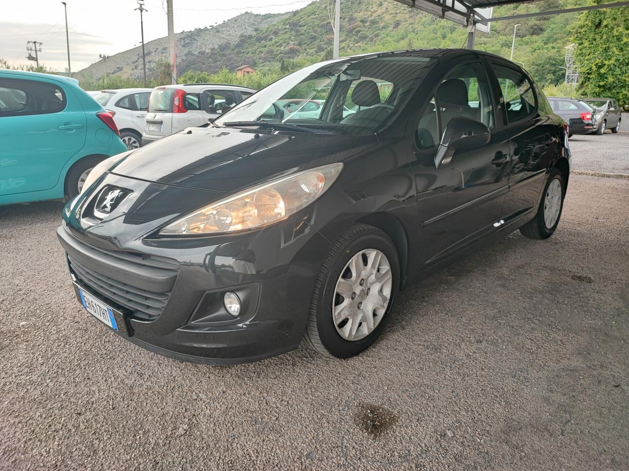 Peugeot 207 1.4 8V 75CV 5p. Active