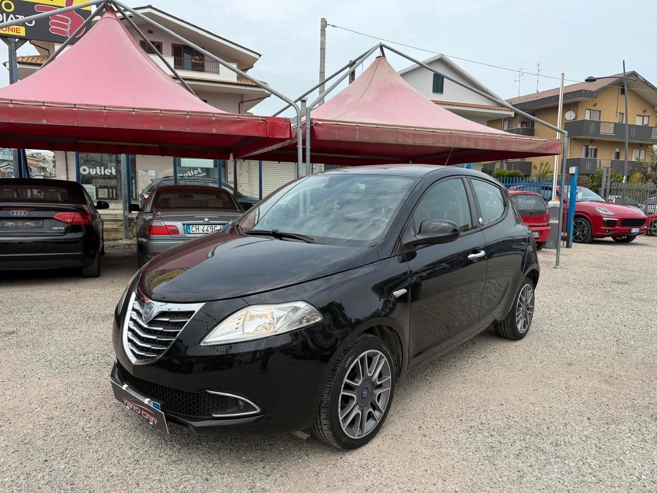 Lancia Ypsilon 1.2 69 CV 5 porte GPL Ecochic Gold