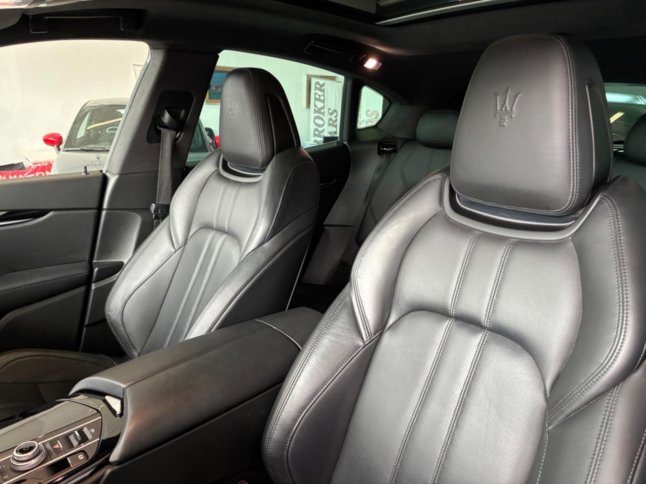 Maserati Levante V6 250 cv Diesel AWD Gransport