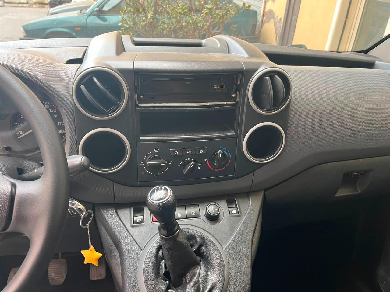 Peugeot Partner 1.6 HDi 90CV Pianale Cabinato