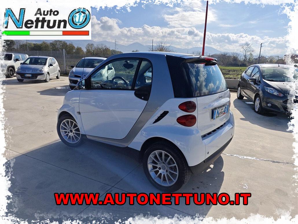 Smart ForTwo 1000 62 kW coupé passion