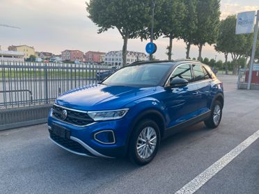 Volkswagen T-Roc 1.5 TSI ACT DSG Life - KM 44.000