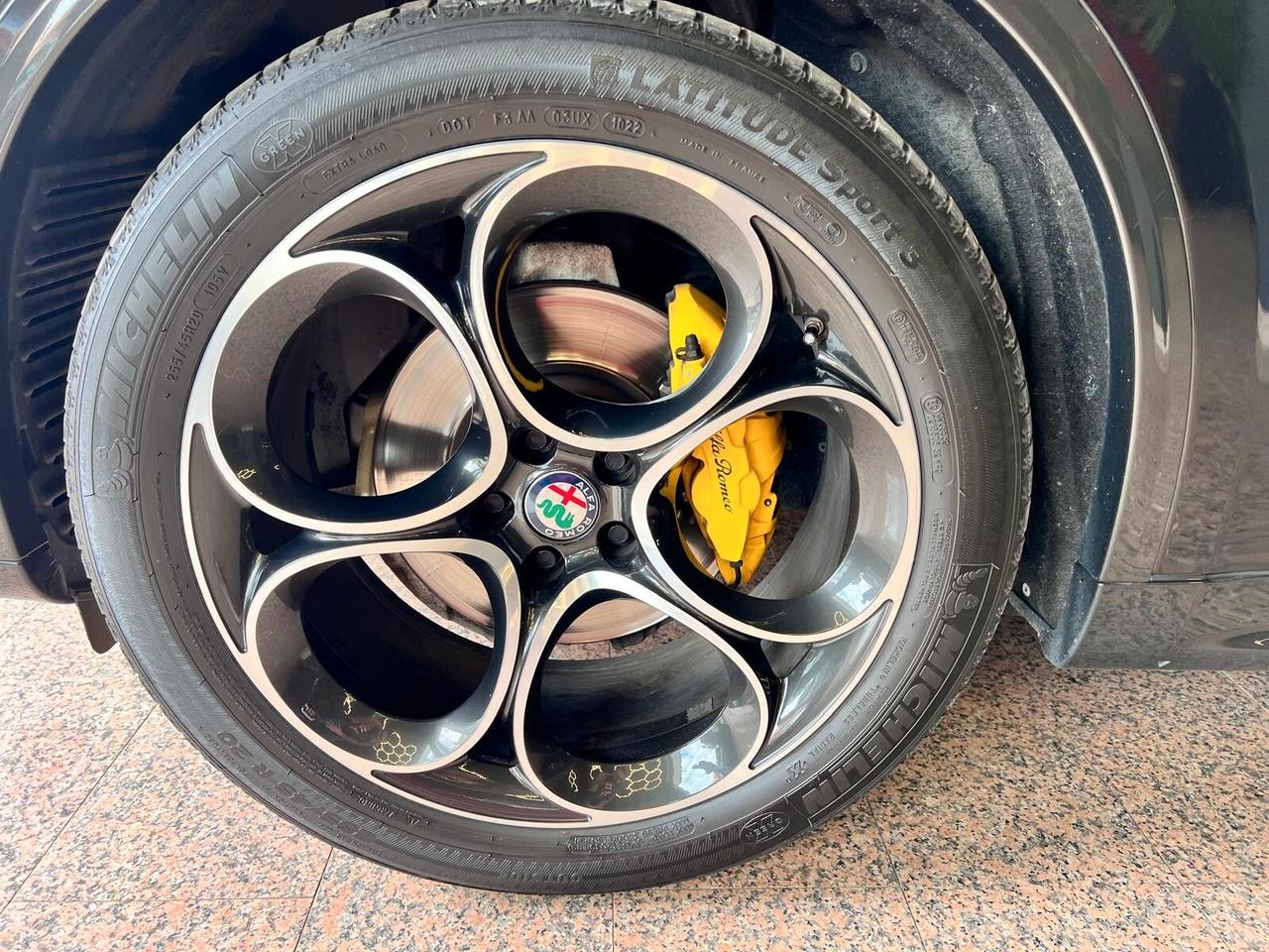 Alfa Romeo Stelvio 2.2 Turbodiesel 210 CV AT8 Q4 Veloce Tì