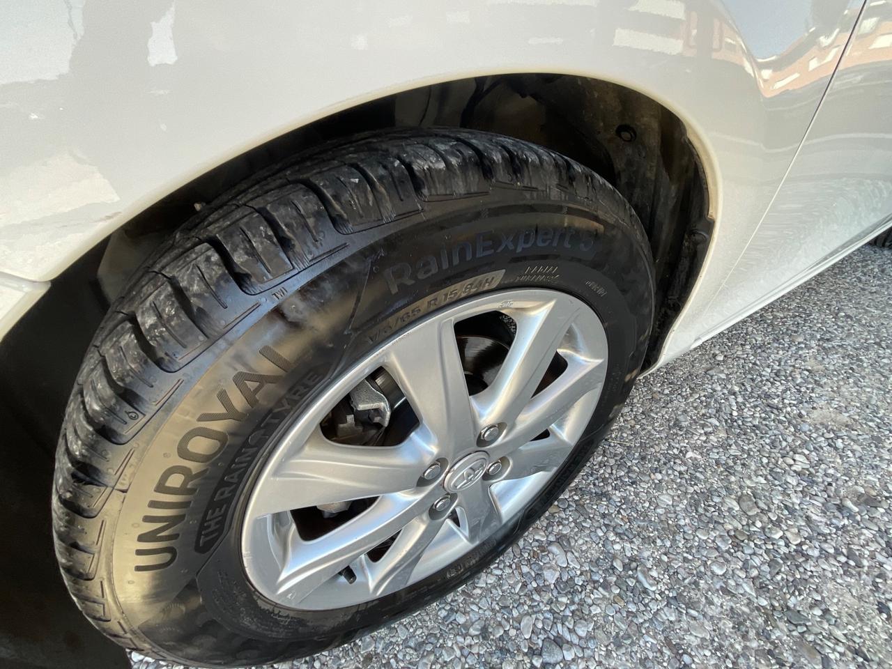 Toyota Yaris 1.4 D-4D 5 porte Lounge
