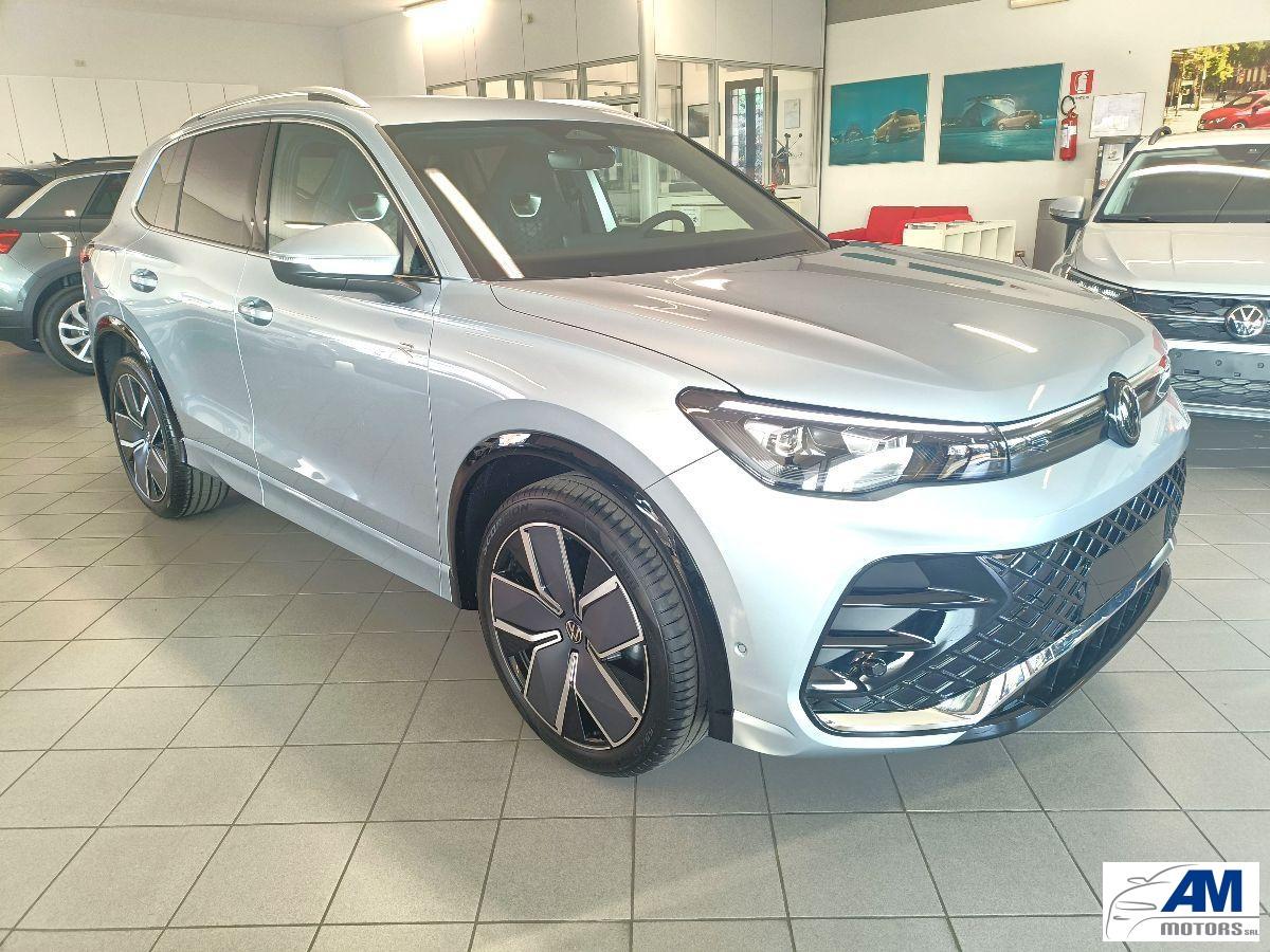 VOLKSWAGEN - Tiguan - 1.5 eTSI 150 CV EVO DSG R-Line