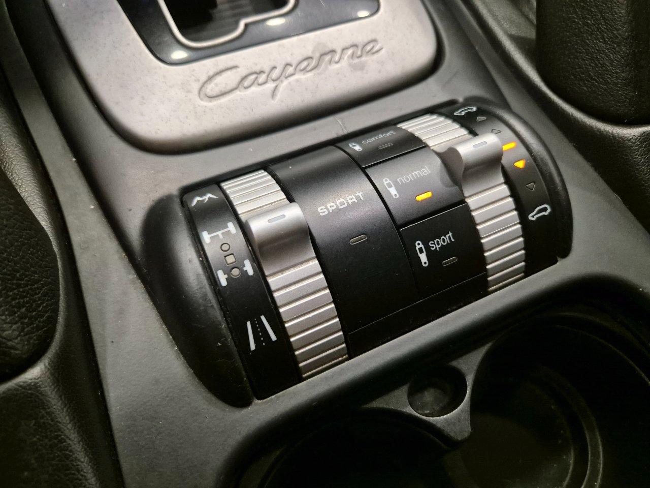Porsche Cayenne 3.0 tdi V6 tiptronic dpf - Tetto