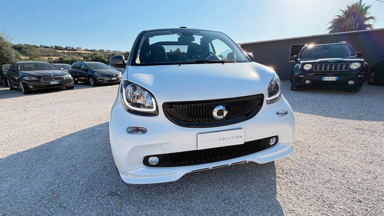 Smart ForTwo 70 cv cabrio Prime allestimento BRABUS 93.116 km